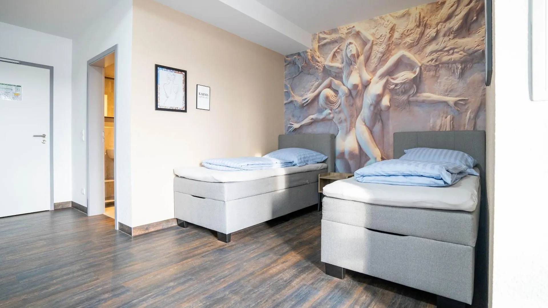 Skr Design Aparthotel Garbsen Germany