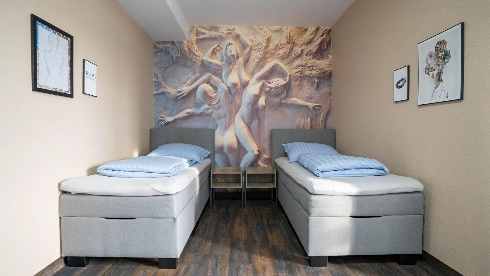 Skr Design Aparthotel Garbsen 0*,  Germany