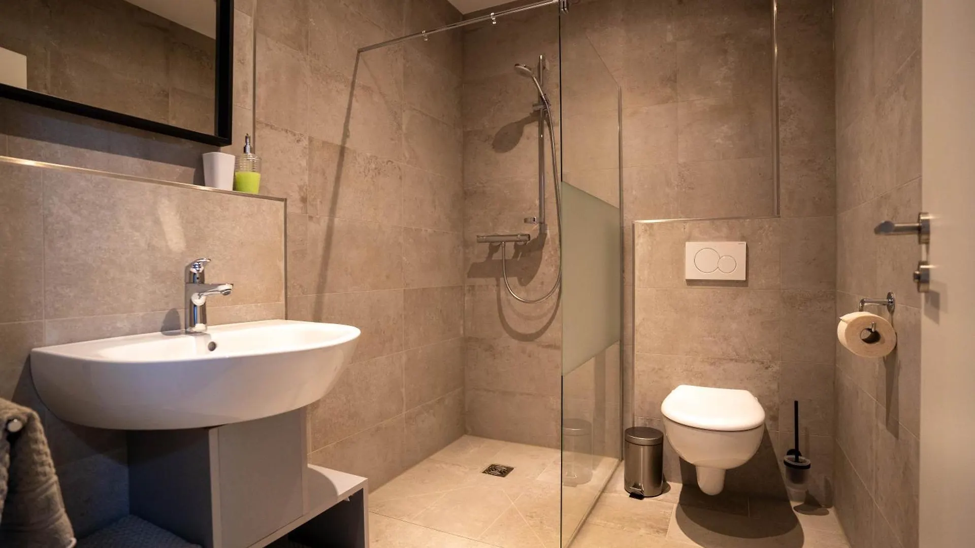 Skr Design Aparthotel Garbsen