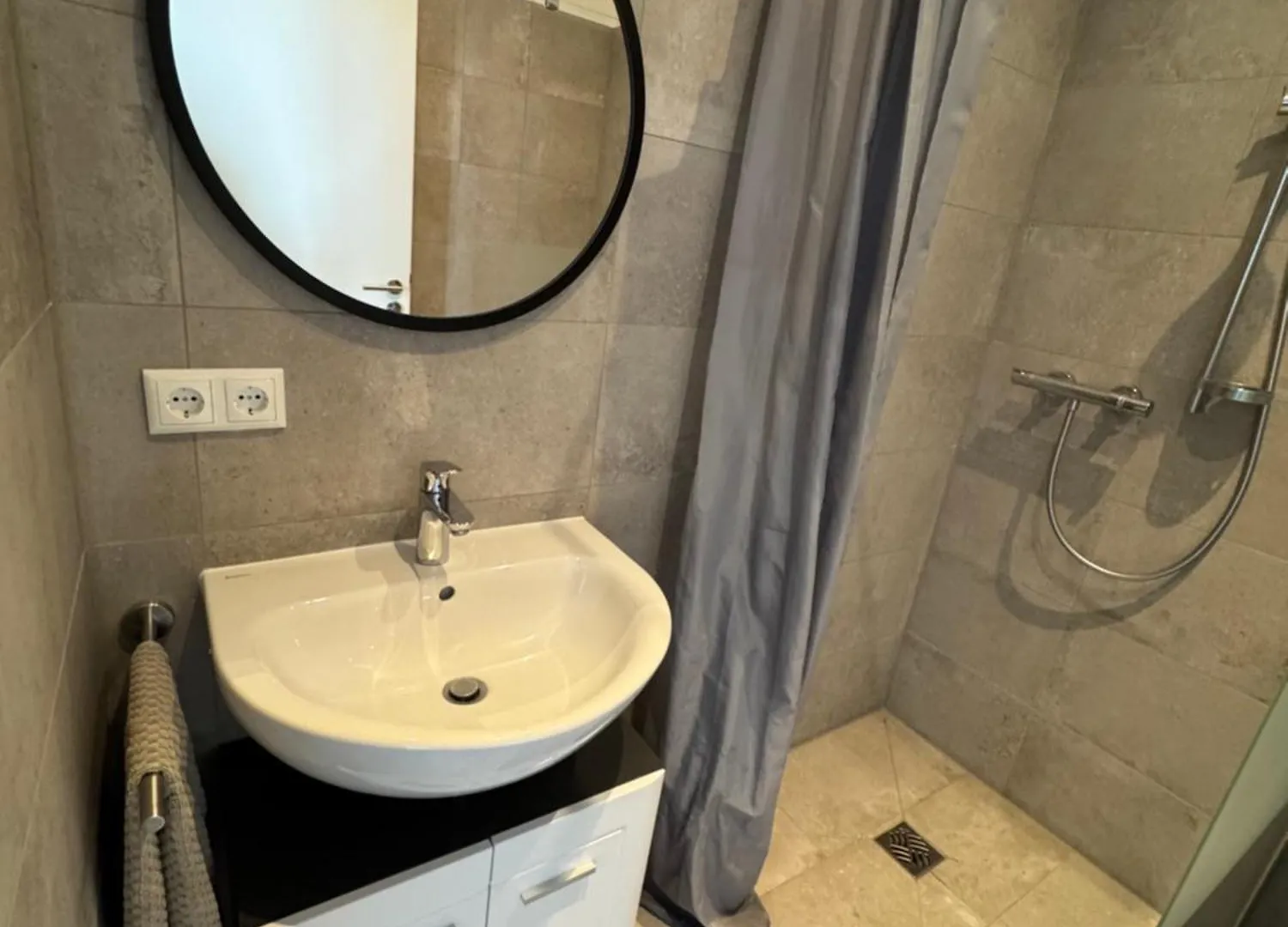 Skr Design Aparthotel Garbsen 0*,
