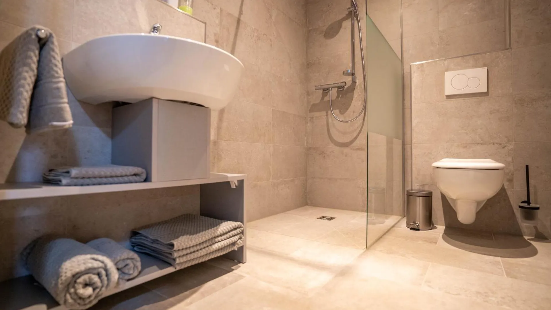 Skr Design Aparthotel Garbsen Germany